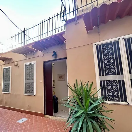 Vomero House With Free Parking 410 Cm-3